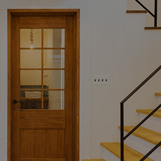 内部リフォーム（壁・床・木製ドア・階段）